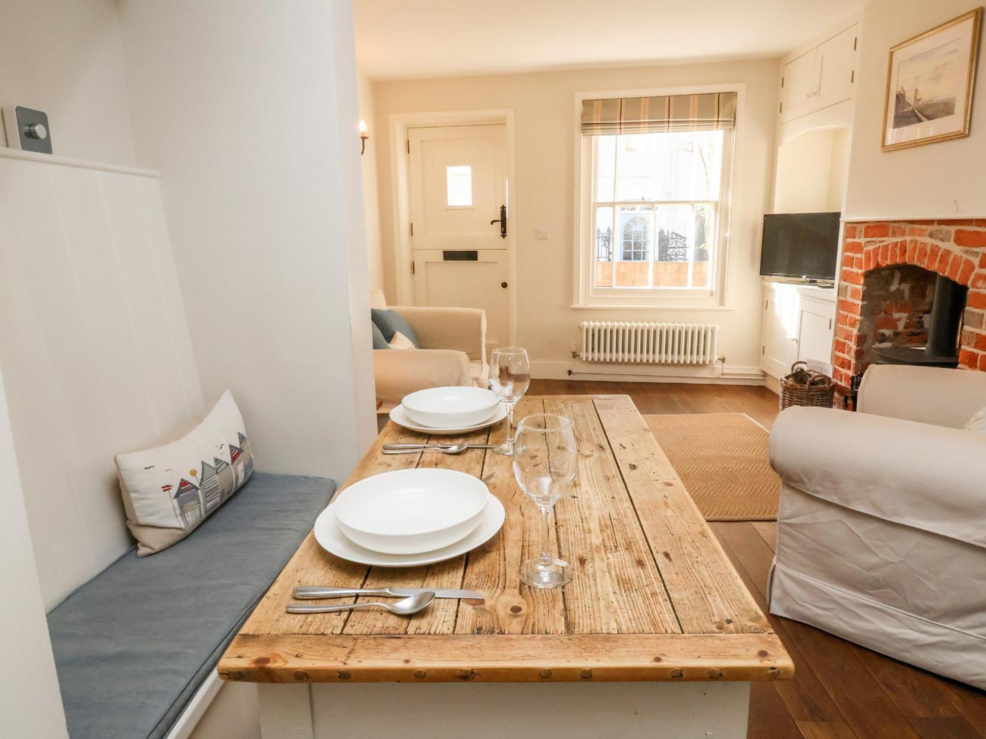 Shrimpers Cottage, Holiday home Aldeburgh